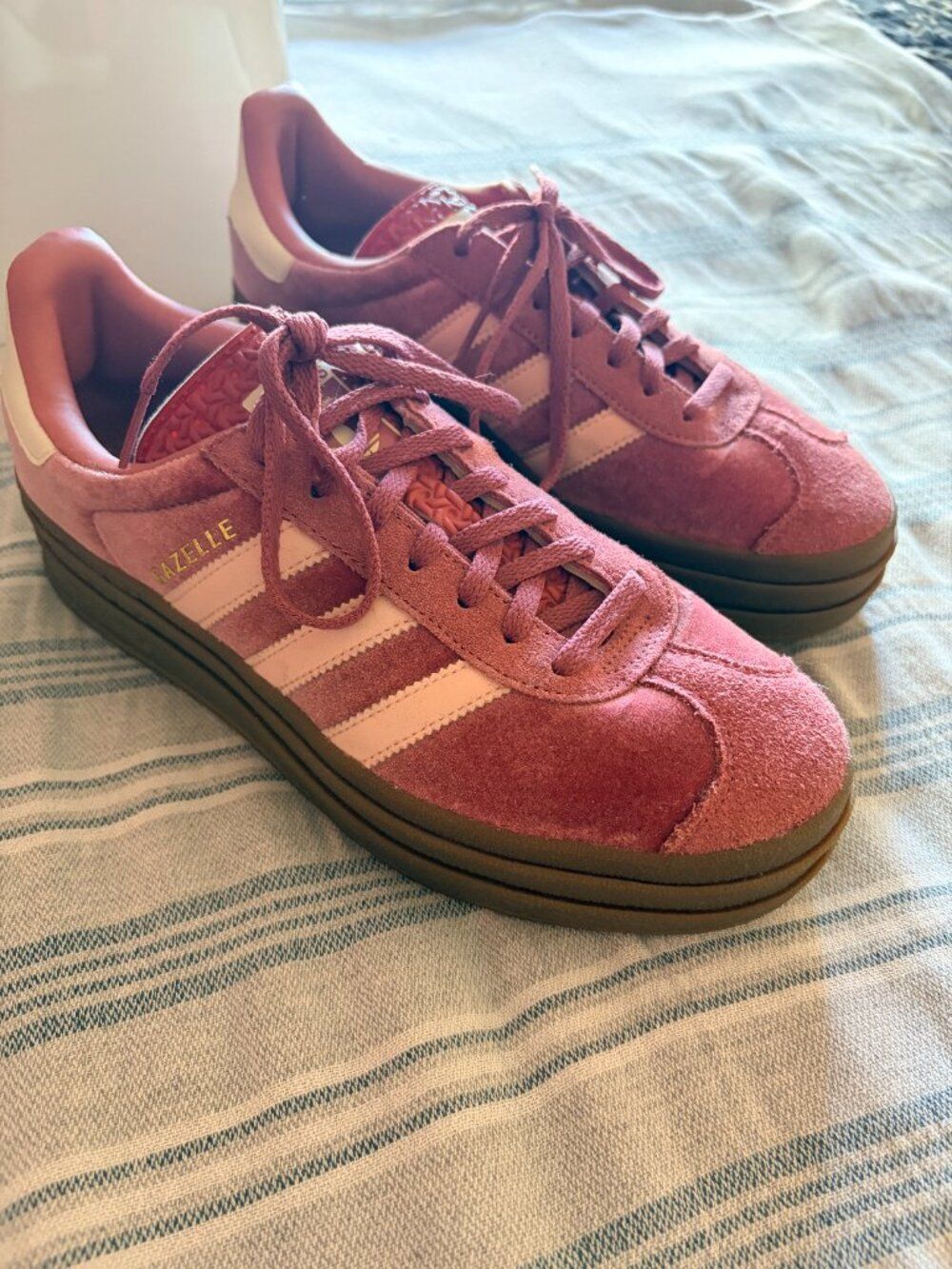 Adidas Gazelle Bold Platform Sneaker Pink Velvet Gum Sole Women's 9 - Picture 8 of 8